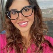 Studentessa universitaria dà ripetizioni di matematica, italiano, storia, scienze e aiuto compiti